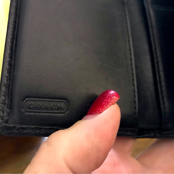 COACH Smooth Black Leather Tri-Fold Wallet 🪪 - Picture 4 of 10